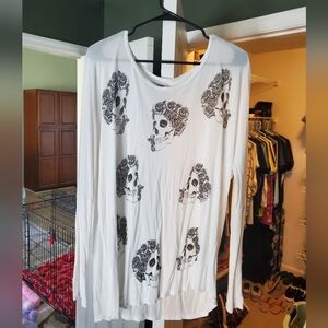 Lauren Moshi Skull Print Long Sleeve Top